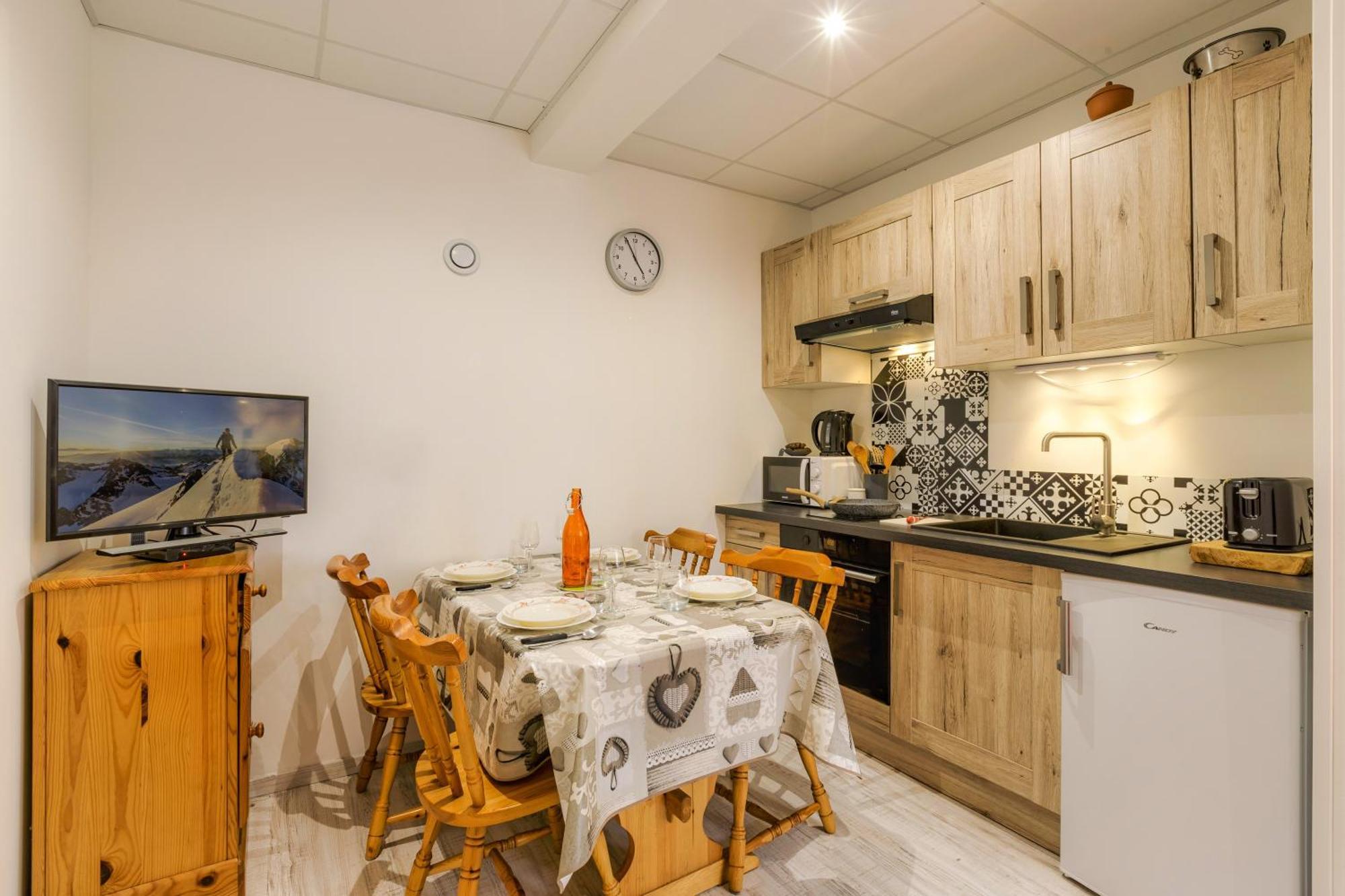La Maisonnee De Julie - Happy Rentals Chamonix ภายนอก รูปภาพ